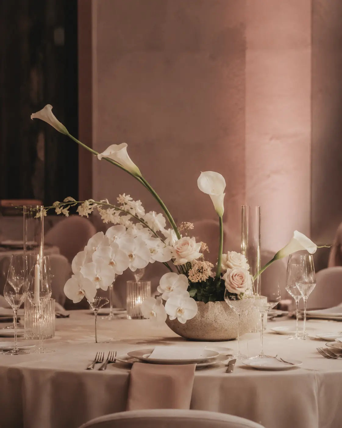 Modern Ikebana Centerpiece — Design Inspiration by 98 Floral Event